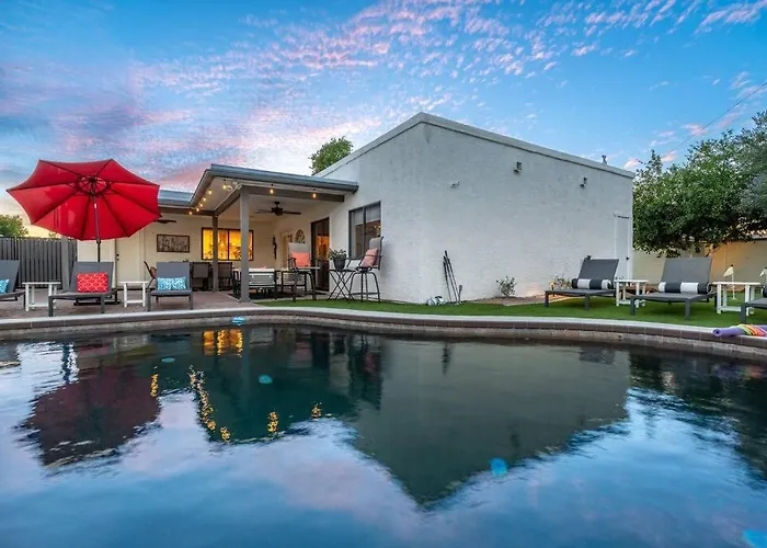 Dual Master Arcadia Lite - Near Old Town Scottsdale, Private Pool Holiday home