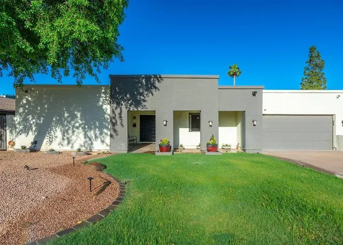 Holiday home Dual Master Arcadia Lite - Near Old Town Scottsdale, Private Pool
